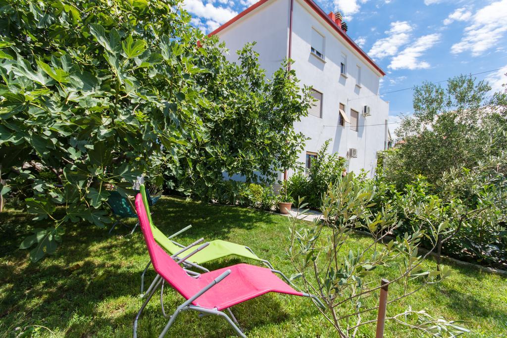 Apartment Lorenzo Trogir Eksteriør bilde