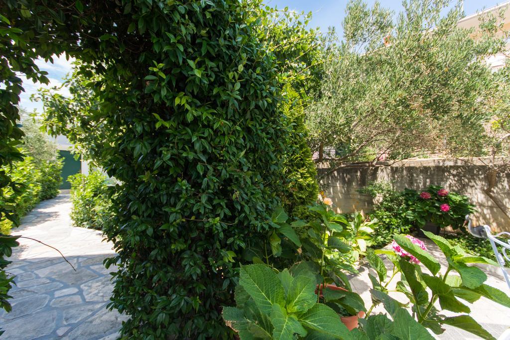 Apartment Lorenzo Trogir Eksteriør bilde