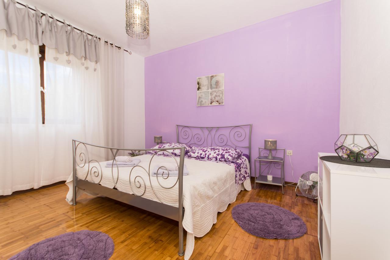 Apartment Lorenzo Trogir Eksteriør bilde