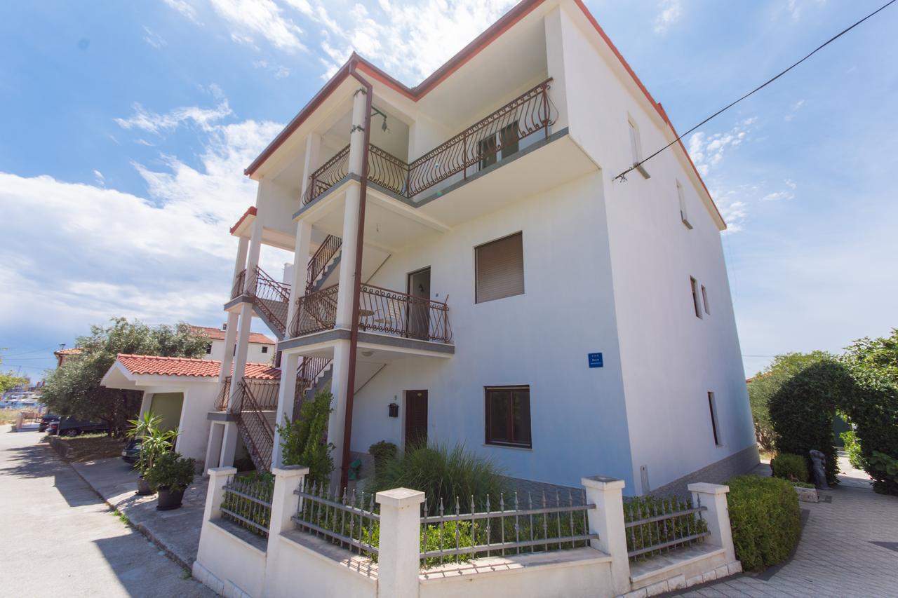 Apartment Lorenzo Trogir Eksteriør bilde