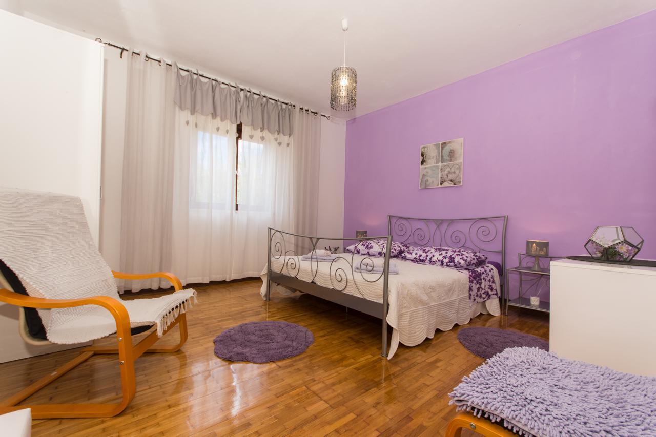 Apartment Lorenzo Trogir Eksteriør bilde