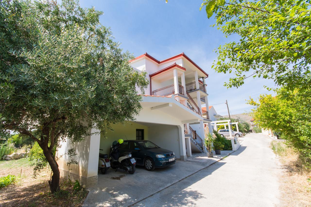 Apartment Lorenzo Trogir Eksteriør bilde